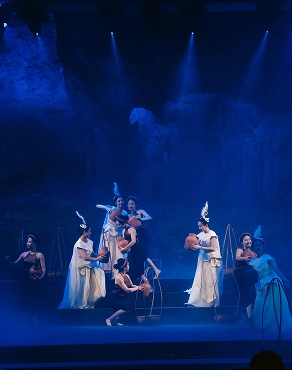 Dragon Pearl Cave “The Quest For The Sacred Pearl” Show and Buffet Experience Ticket